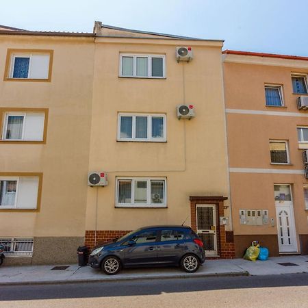 Apartments And Room Art Crikvenica Esterno foto