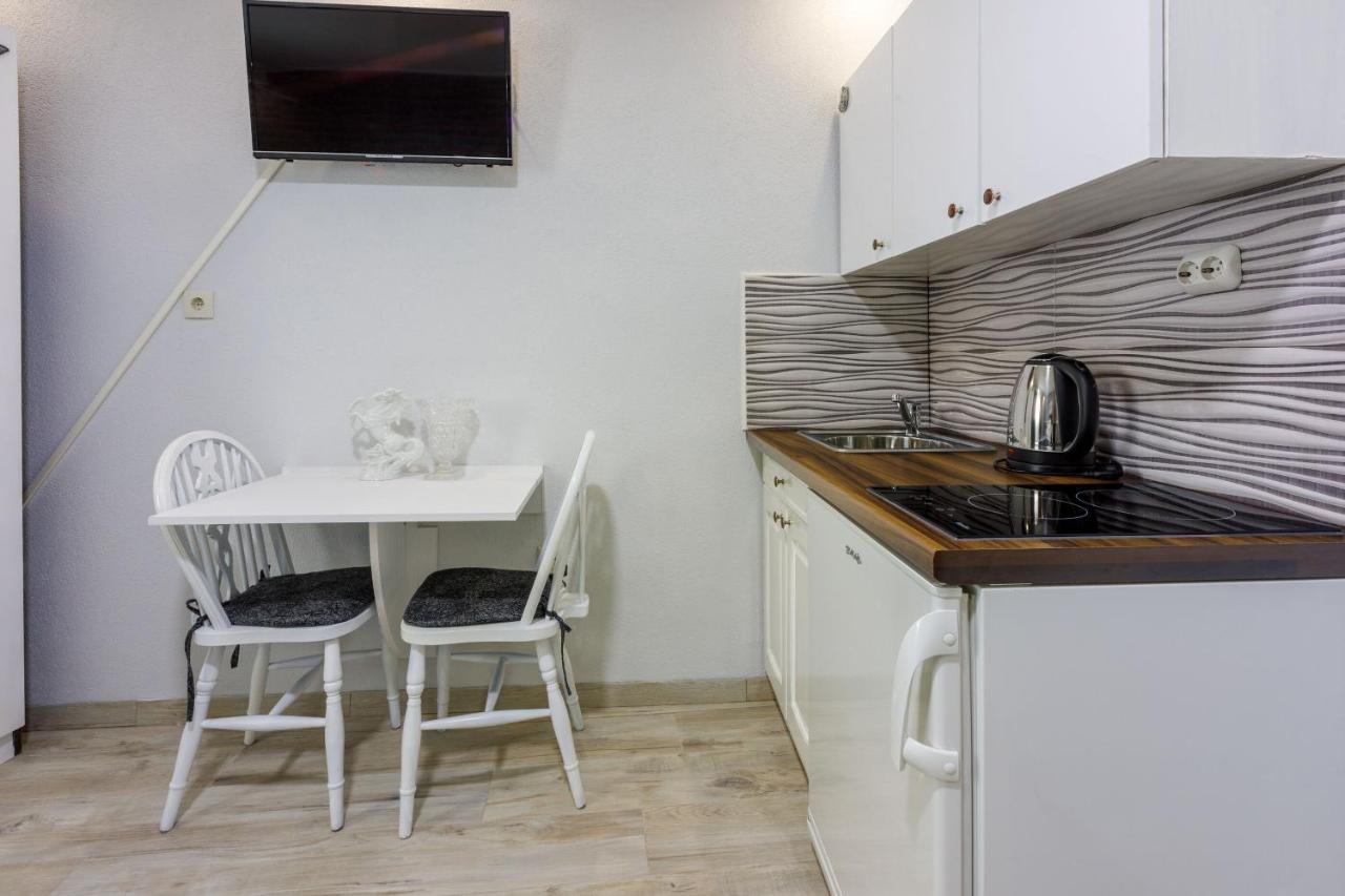 Apartments And Room Art Crikvenica Esterno foto