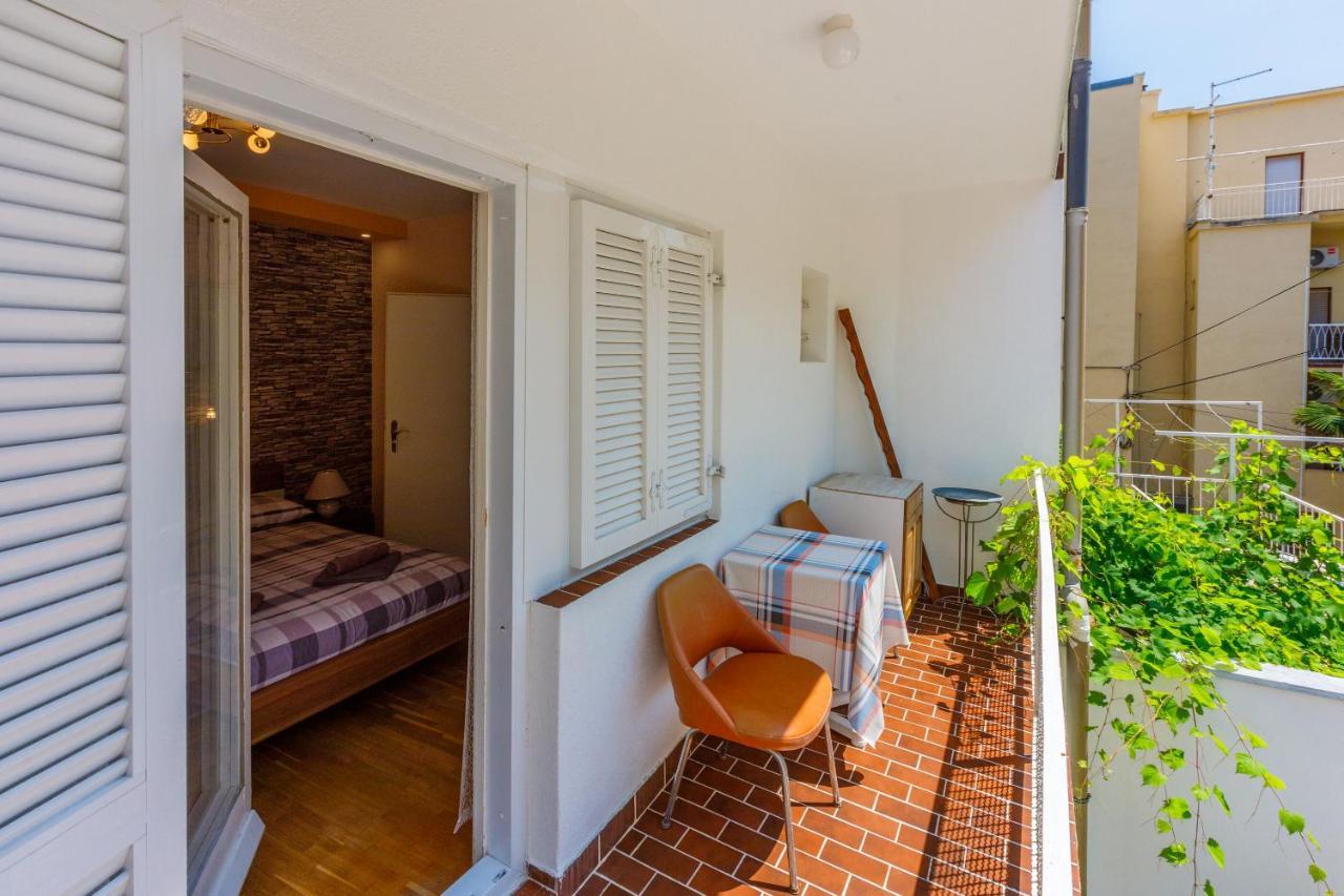 Apartments And Room Art Crikvenica Esterno foto