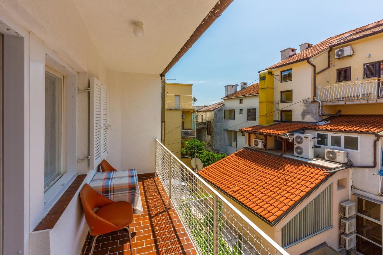 Apartments And Room Art Crikvenica Esterno foto