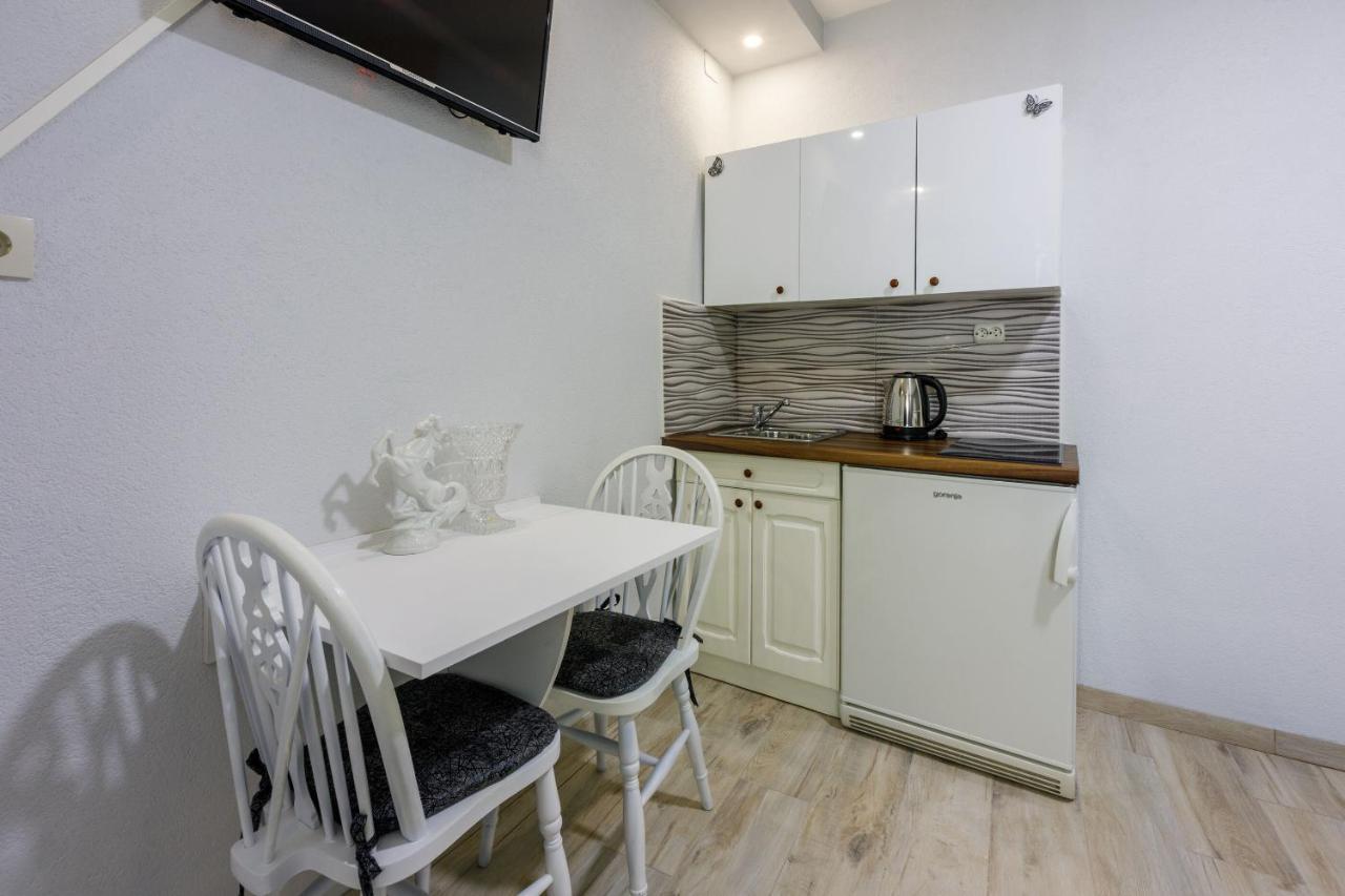 Apartments And Room Art Crikvenica Esterno foto