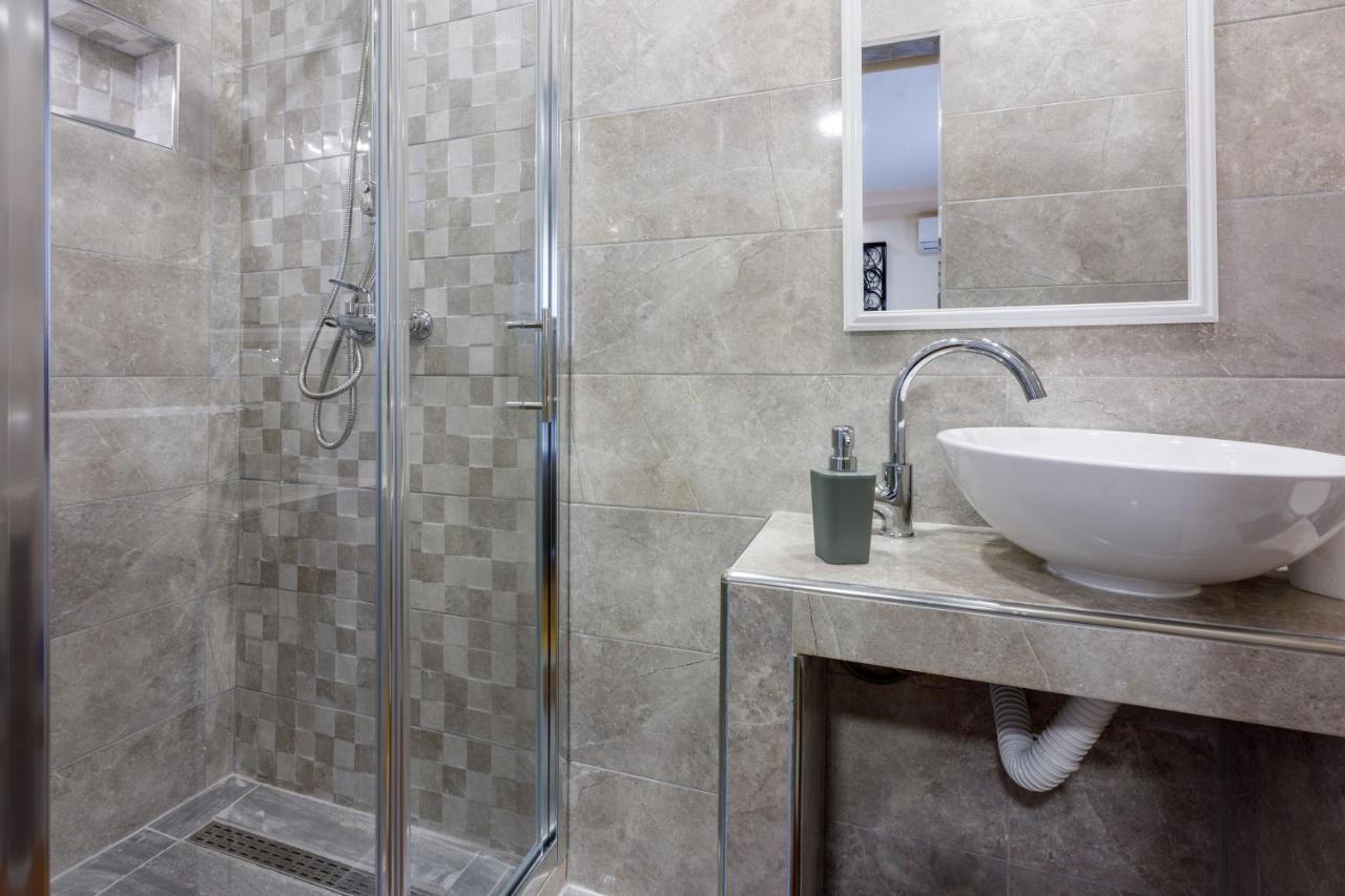 Apartments And Room Art Crikvenica Esterno foto